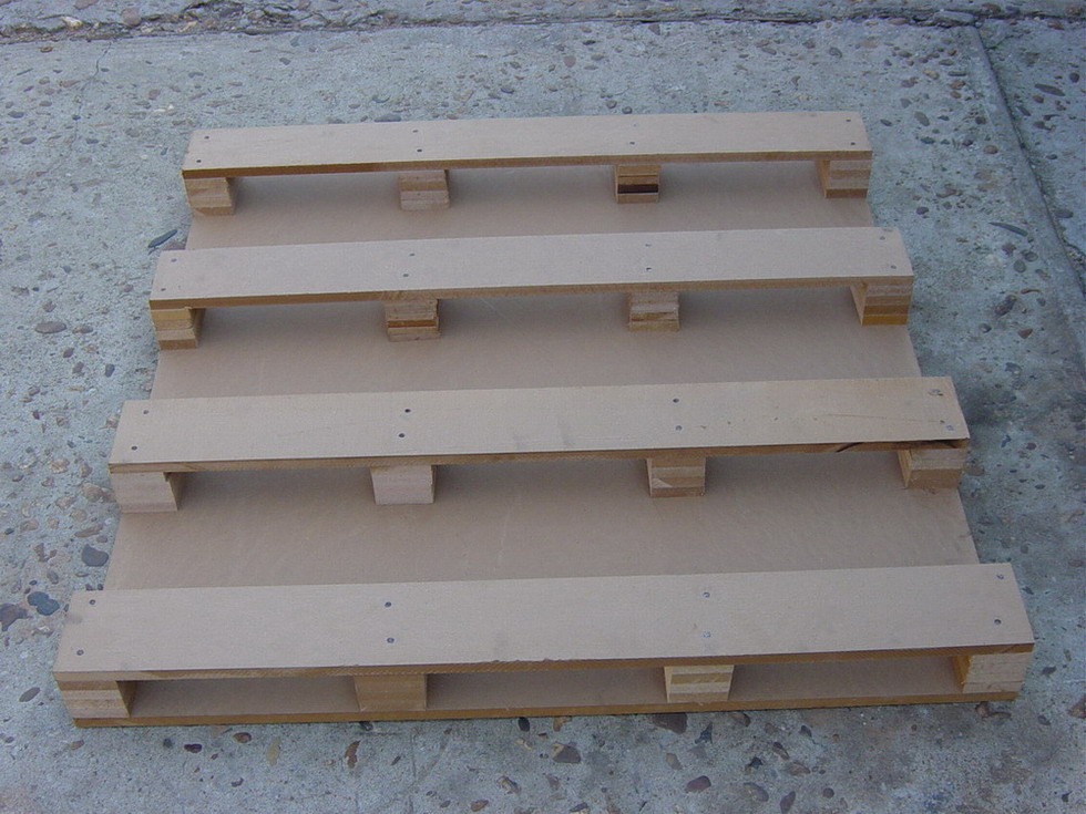 株洲鴻欣達包裝,出口免熏蒸復合包裝箱,可折疊復合包裝,紙質(zhì)包裝,木制包裝,真空包裝,大型鋼構(gòu)包裝箱